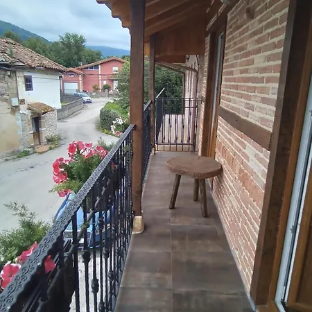Lares