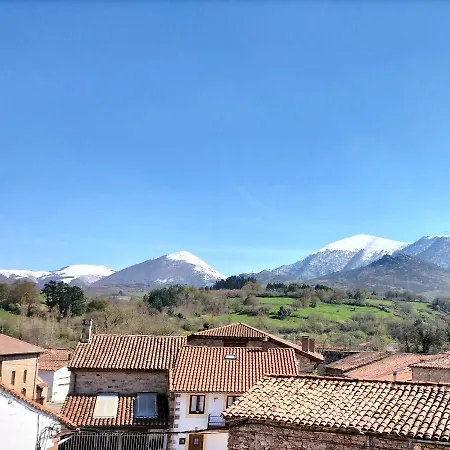 Lares Santa Olalla (Cantabria)