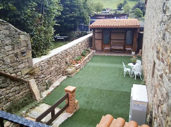 Lares Santa Olalla (Cantabria)